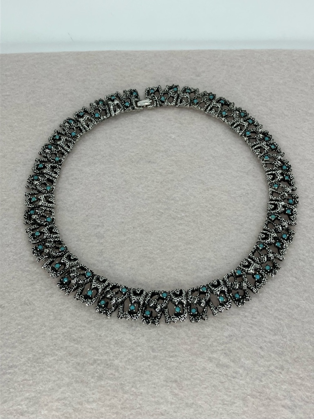 Vtg D’orlan Brutalist Abstract Modernist Blue Stone Silver Tone Collar Necklace - Picture 3 of 15